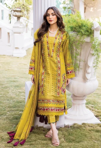 All about the super classy Pakistani Suits Lawn Collection Delhi